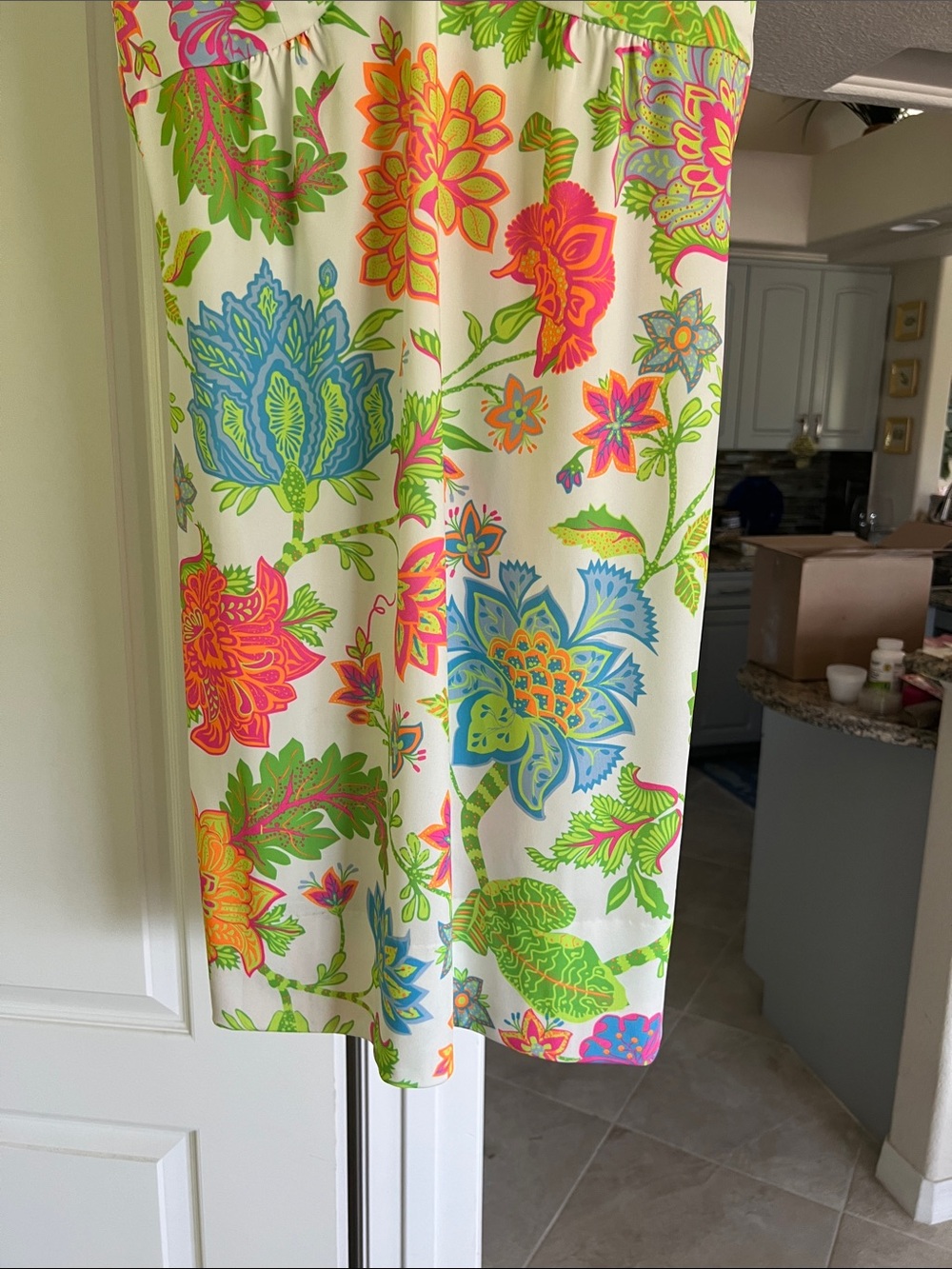 Gretchen Scott Jersey Fling Fantasy Ruffle Dress Glorious Brights Floral M - Picture 3 of 16